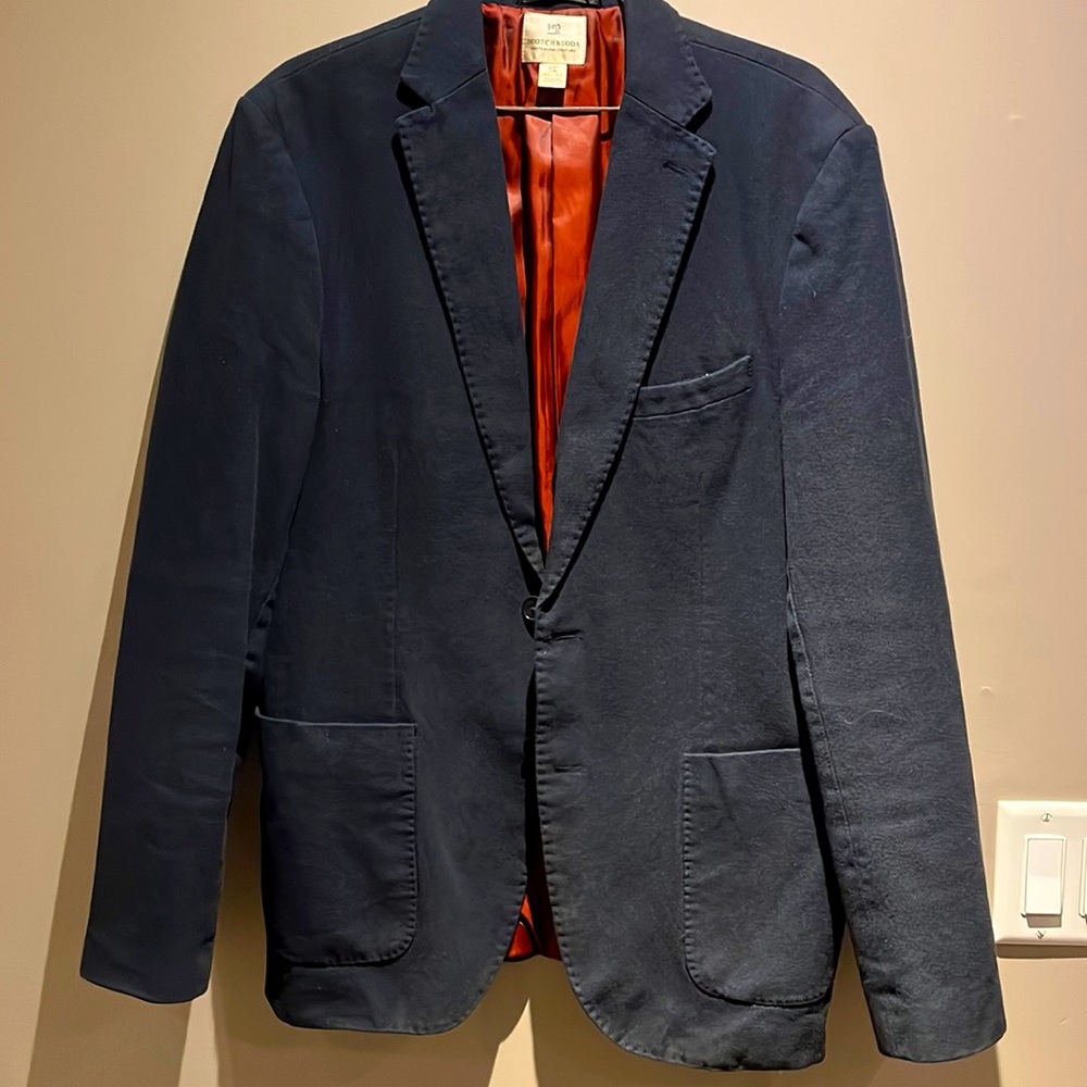 Beautiful Scotch & Soda men’s Navy blazer